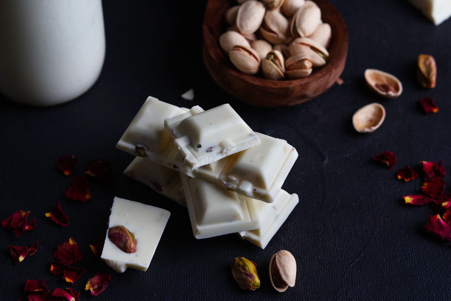 White Pista & Rose - Chocolate Bar, 70 gm | Melt Chocolates